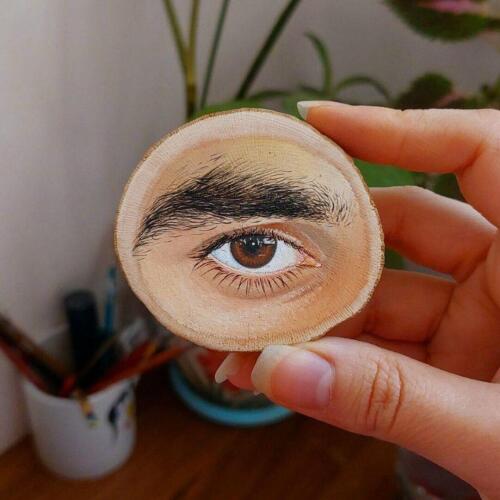 تابلو نقاشی رو چوب طرح اجزای چهره میداشاپ فروشگاه اینترنتی میداپس